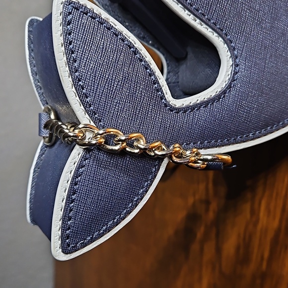 Kate Spade Off We Go Whale Crossbody Bag EUC - Picture 4 of 12